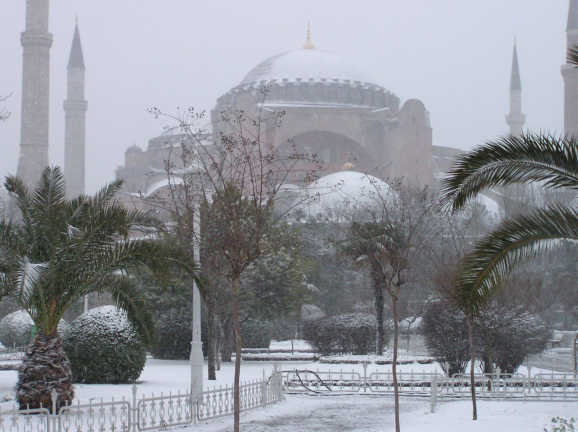 Does It Snow in Istanbul? What to Expect From Winter Snow